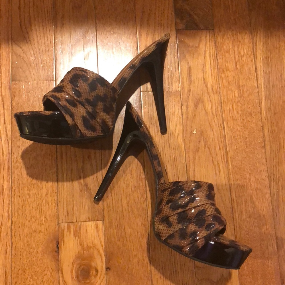 Carlos heels